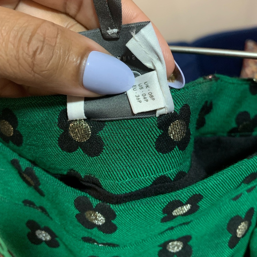Anthropologie HD in Paris Green Patterned Skirt - Size 4 - Picture 9 of 14